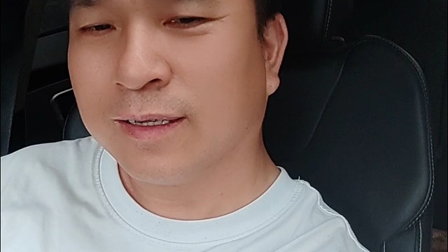 对口型唱歌