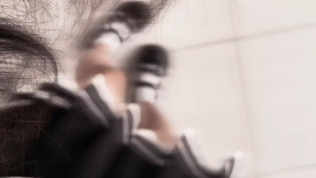 哥哥今天我穿了小裙子来见你吖！