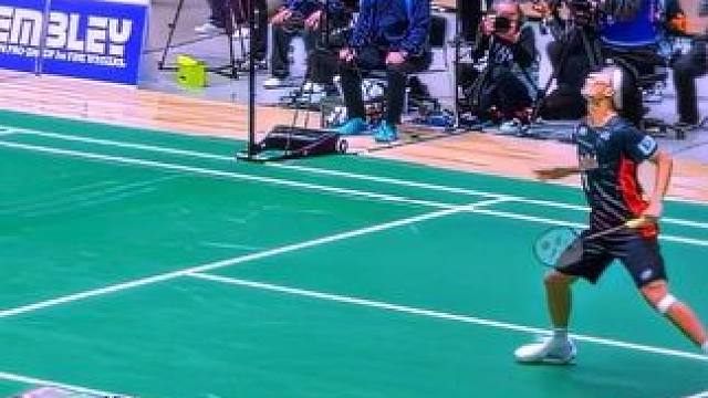 爱我要有五颗心 真心 耐心 良心 忠心 一直偏向我的决心.