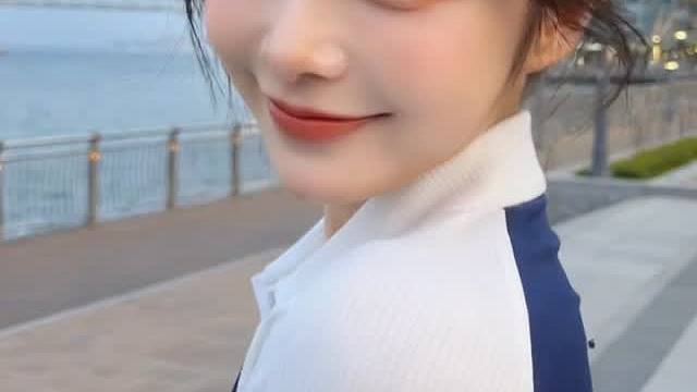 这到底是哪儿啊？？？]你觉得这是哪里？？？]猜不到这是哪儿吧？]你觉得这里是哪里？？？]这里是哪里呢？？？