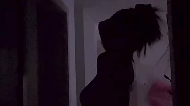 ️
