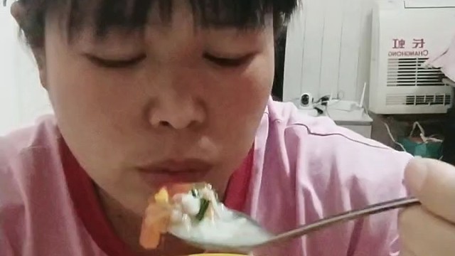 饿了吃个疙瘩汤吧