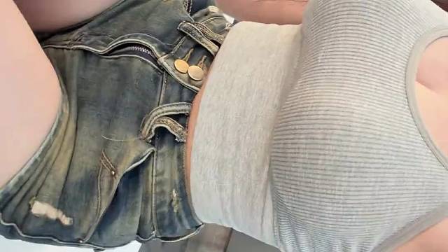 请看着我的眼睛说话