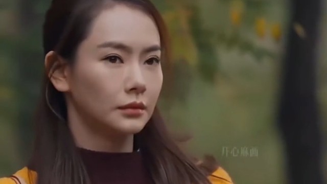 戚薇：真想一脚把她踢到外滩十八号去