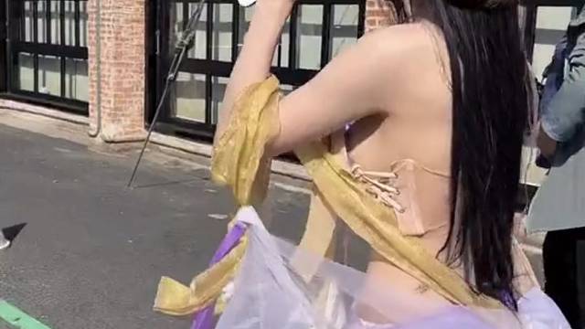 给摄影师加鸡腿