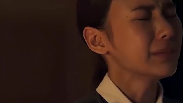 无权无势的女佣根本不敢反抗