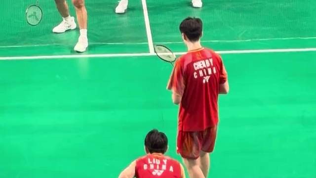 打防守反击，回球质量必须得高，而且得会抓机会把被动变主动。
