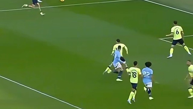 这一脚裤裆铲球，就问还有谁，直接进球#2026世界杯