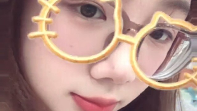 宝宝你和我谈吧，我以后不发抽象文案了，只发咱俩的恋爱小日记~