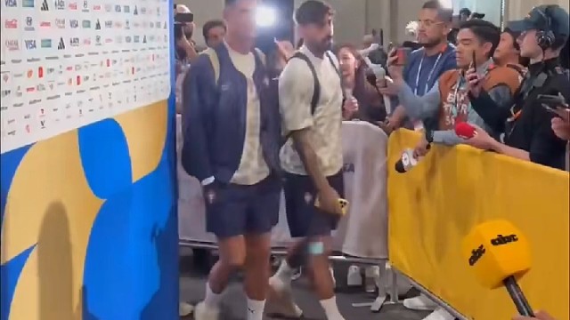 本届世界杯头号平局！五盾军团无缘开门红，C罗落寞独自返回更衣室#葡萄牙