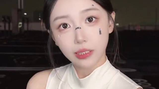 那你们的女朋友是真的很严格咯