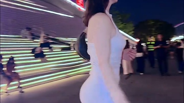 晚上溜达