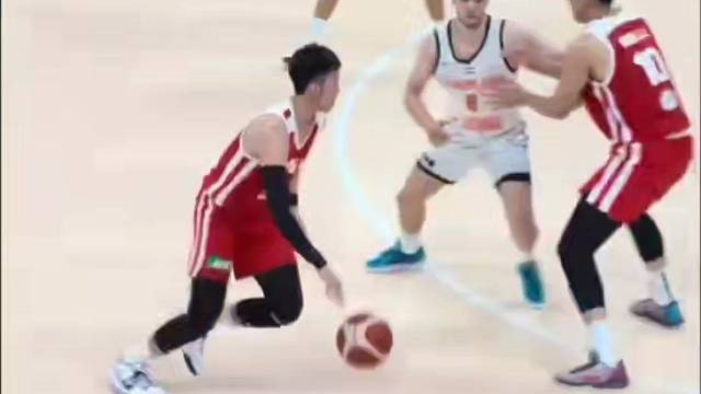 多安排高低位、挡拆喂球给杨瀚森，别埋没他得天独厚的内线优势