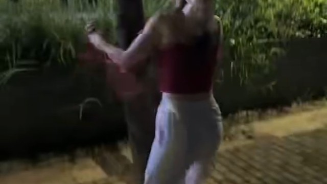 哈哈