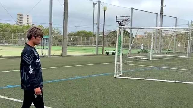 一记圆月弯刀，克罗斯任意球留下经典时刻
