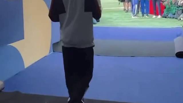 提前感受一下草地