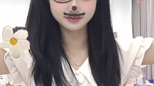 小猫咪来咯
