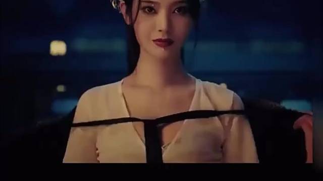 见面还得来个全身检查