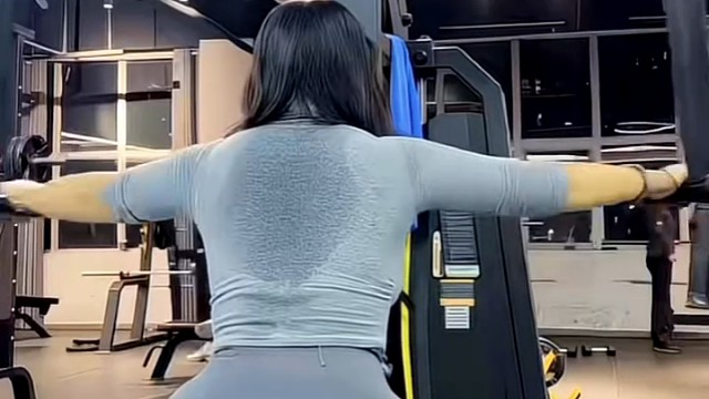 健身美女集锦，无不良引导
