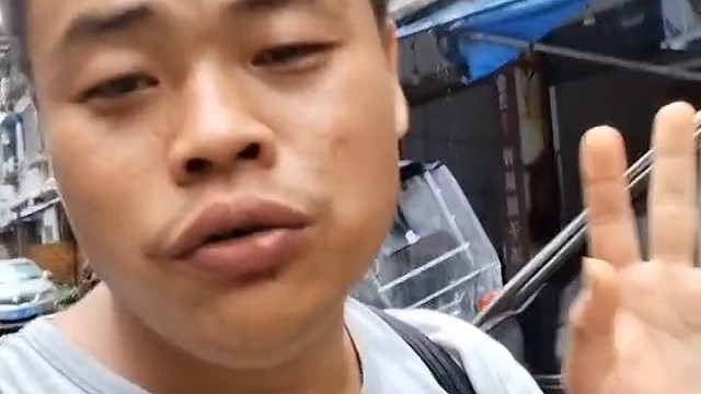 流浪汉自学歌曲