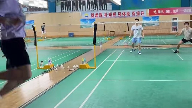 对局来回攻势迅猛，眼看胜利在望，决胜分遗憾翻车#羽毛球