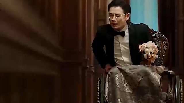 家被偷了还在那傻傻得等呢