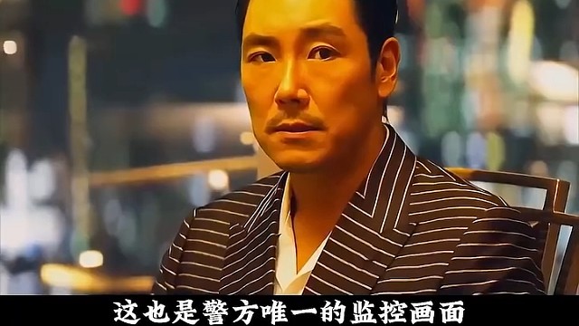 嘴角的笑都快藏不住了