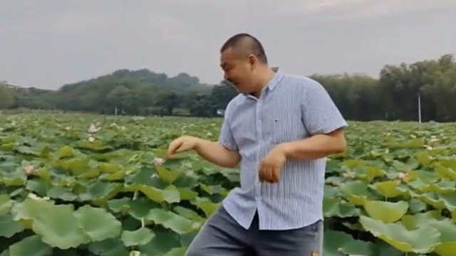 户外跳舞