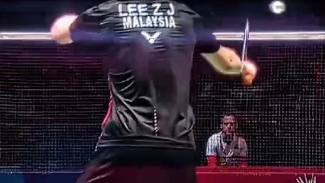 羽毛球赛场激战正酣，Lee Z.J. 领先一分啦！