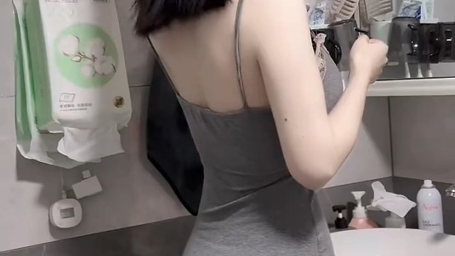 蜜桃臀