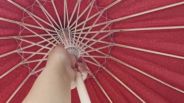 酒红色中式国风洋气婚伞新娘伞
