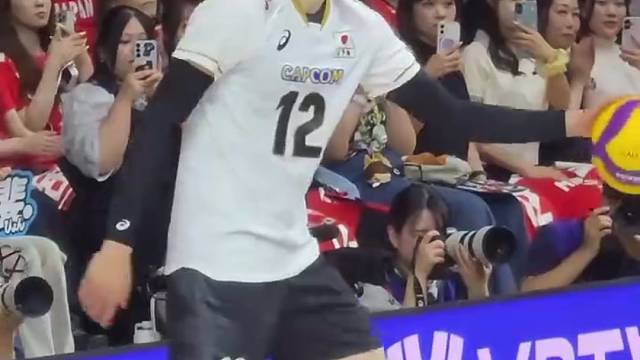 谁懂卡普空的压迫感？拦网直接给你一记升龙，这换谁能受得了