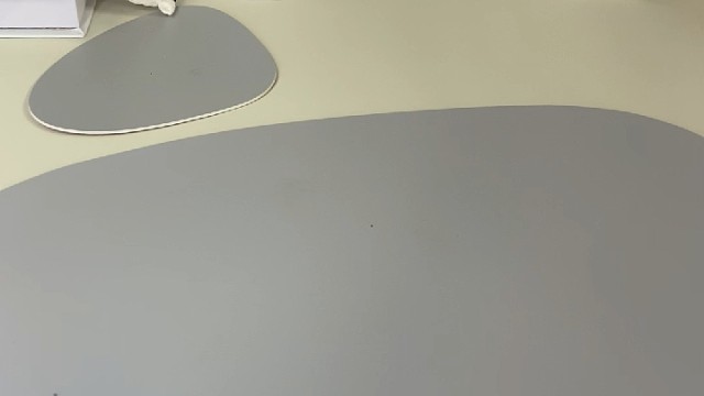 影石蓝牙粉色复古街拍套装
皮质握把手感舒适，可爱镜头盖 小兔热靴，vlog、扫街必备