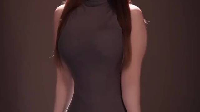 先看着明天换新