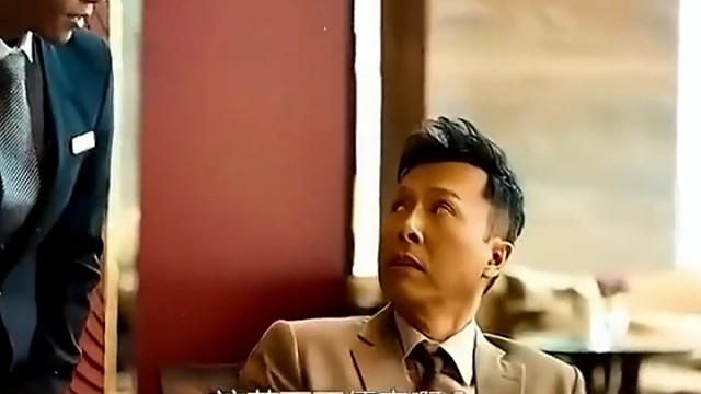 六十万一斤的茶，尝一口二百应该够了吧