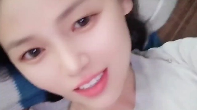 微笑梅儿