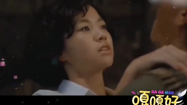 这一下顶的挺深，应该很爽吧