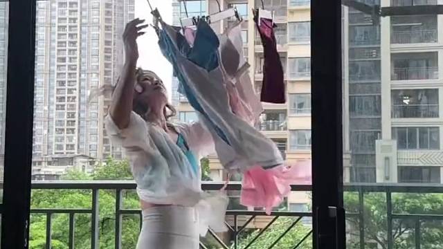 红霞后劲太大了