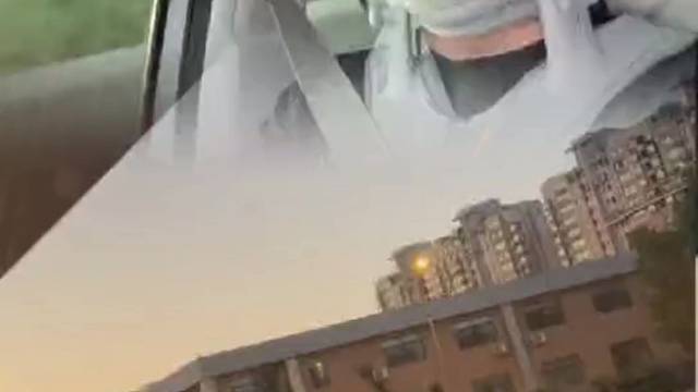 伤心的人听情歌