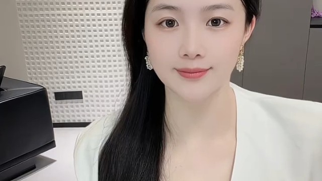 这个女人温柔贤惠，懂事乖巧