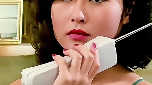 在百花争艳的九十年代，她凭着这份浑然天成的风情，惊艳了漫漫时光