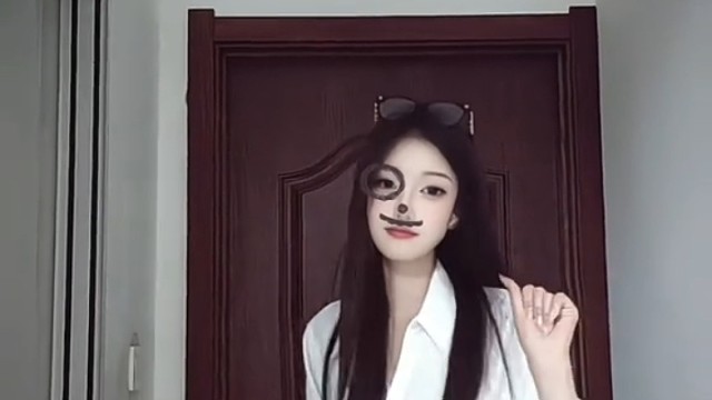 亡命摇