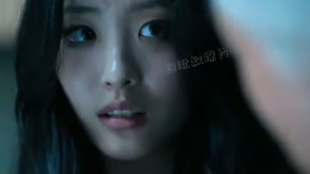 女人被财阀搞的从嘴里吐白沫