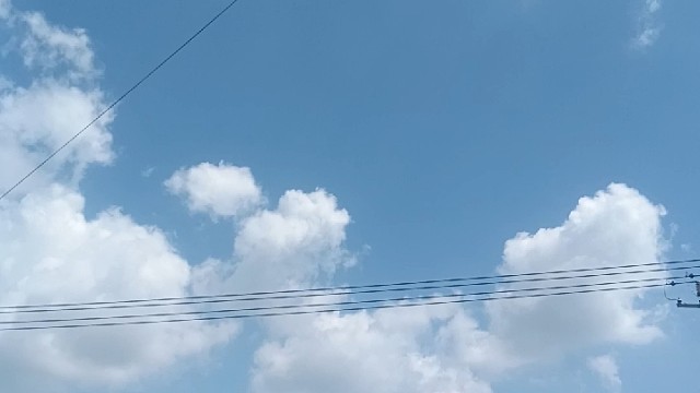 天上的白云