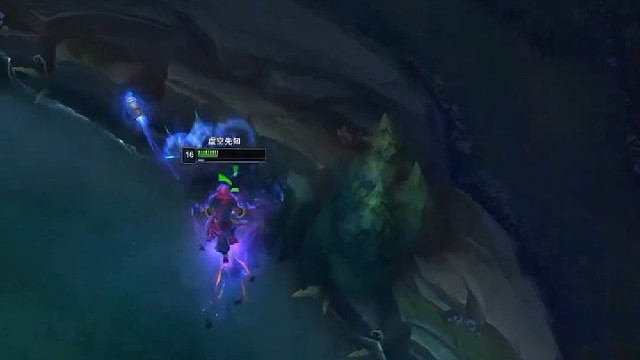 蚂蚱：下班玩把游戏  # 英雄联盟