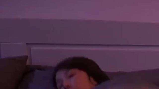 我也觉得她挺正的