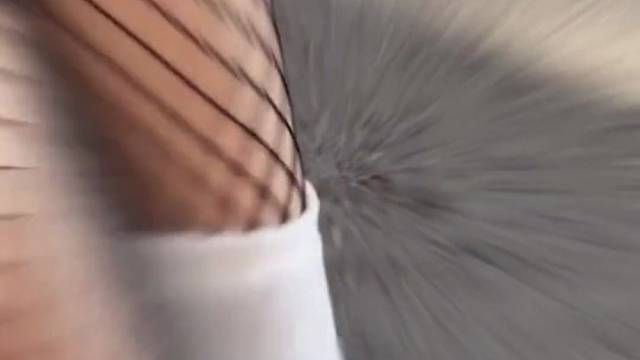 你内向你穿渔网？