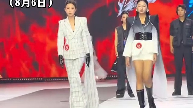 女生称第一轮模特比赛只拿了一票，想知道评委打分的标准是什么，网友:我是路人左边用力过猛像去干仗