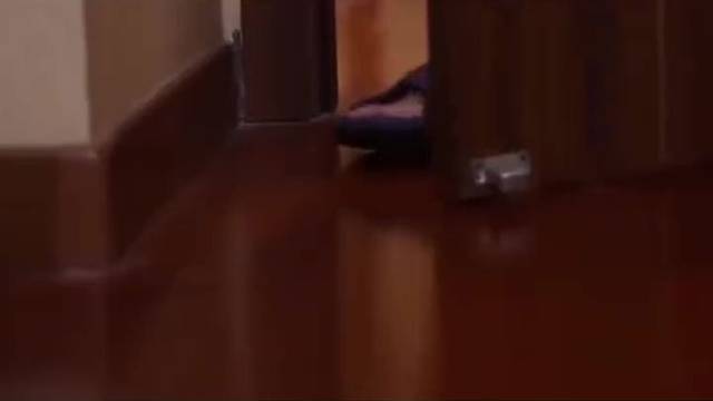 小伙子也太着急了
