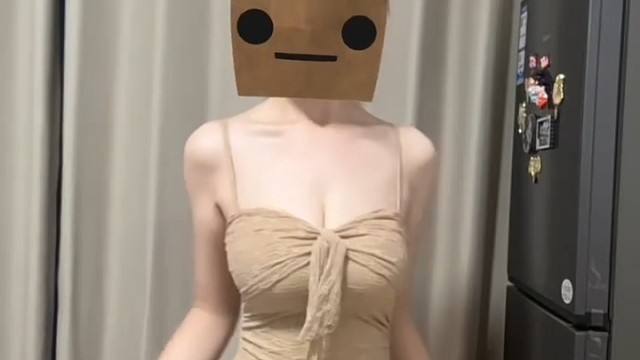 连衣裙